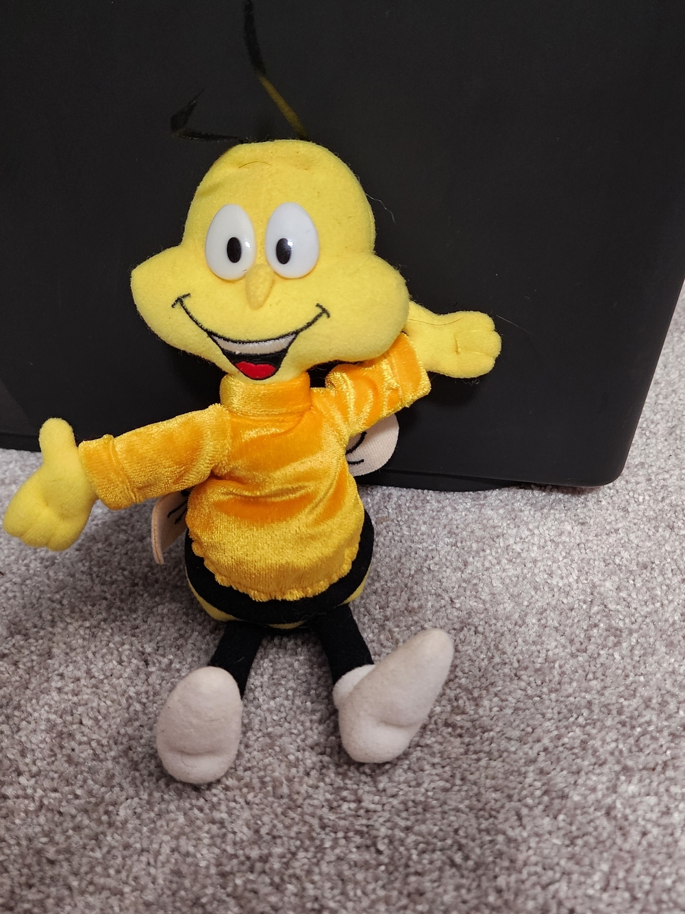 General Mills Cereal Advertising Bee Plush Toy w/ Tag Yellow Orange